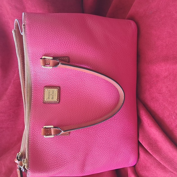 Dooney & Bourke Handbags - SALE Dooney & Bourke Gourgous Pink Pebble Leather Bag Excellent Condition